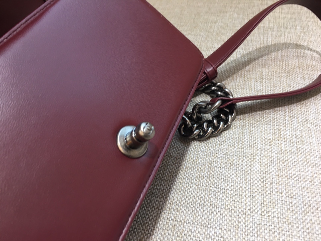 Lambskin Small Boy Handbag Flap Bag A67085 Burgundy